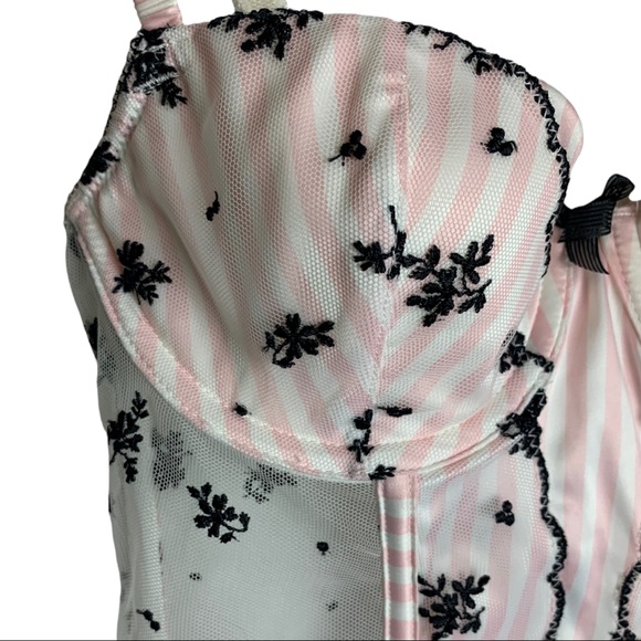 Victoria's Secret Corset Pink/White Black Garter Size 34B - Picture 6 of 11